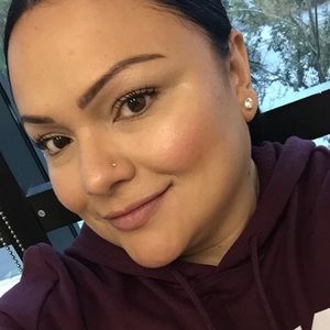 Meet your Posher, Mayra